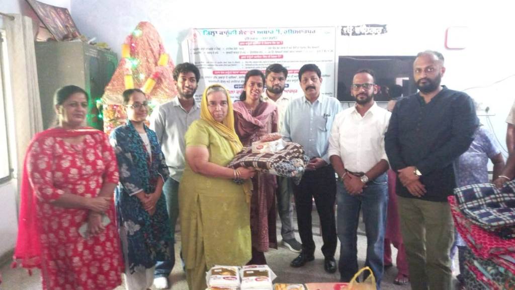 Deputy Commissioner Ashika Jain shared the joys of Diwali with the elderly and children